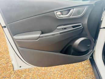Hyundai KONA 64kWh Premium SE Auto 5dr