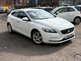 Volvo V40 1.6 T4 SE Hatchback 5dr Petrol Powershift Euro 5 (s/s) (180 ps)