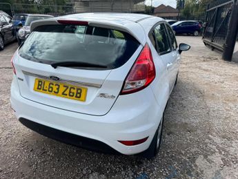 Ford Fiesta 1.0T EcoBoost Zetec Euro 5 (s/s) 5dr