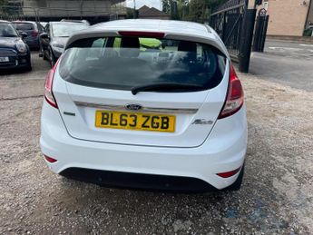Ford Fiesta 1.0T EcoBoost Zetec Euro 5 (s/s) 5dr