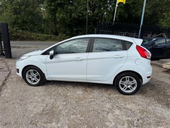 Ford Fiesta 1.0T EcoBoost Zetec Euro 5 (s/s) 5dr