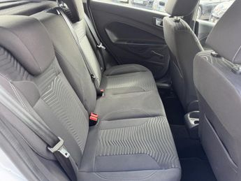 Ford Fiesta 1.0T EcoBoost Zetec Euro 5 (s/s) 5dr