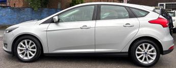 Ford Focus 1.0T EcoBoost Titanium Auto Euro 6 (s/s) 5dr