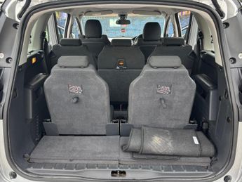 Peugeot 5008 2.0 HDi Active Auto Euro 5 5dr