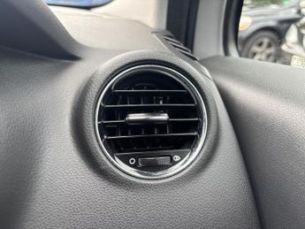 Peugeot 5008 2.0 HDi Active Auto Euro 5 5dr