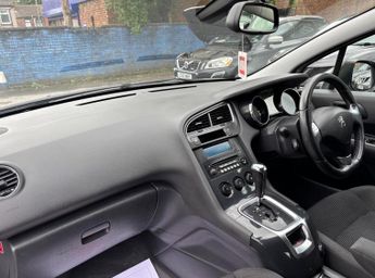 Peugeot 5008 2.0 HDi Active Auto Euro 5 5dr