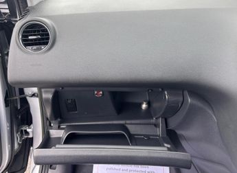 Peugeot 5008 2.0 HDi Active Auto Euro 5 5dr