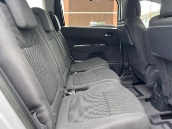 Peugeot 5008 2.0 HDi Active Auto Euro 5 5dr
