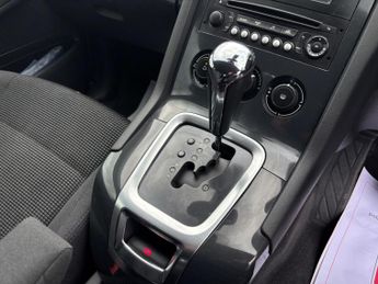 Peugeot 5008 2.0 HDi Active Auto Euro 5 5dr