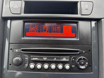 Peugeot 5008 2.0 HDi Active Auto Euro 5 5dr