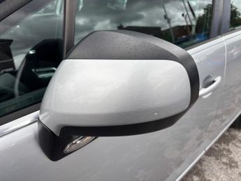 Peugeot 5008 2.0 HDi Active Auto Euro 5 5dr