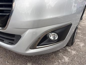 Peugeot 5008 2.0 HDi Active Auto Euro 5 5dr