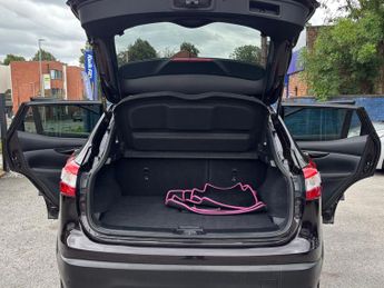 Nissan Qashqai 1.6 dCi Tekna XTRON 2WD Euro 6 (s/s) 5dr