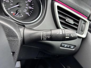 Nissan Qashqai 1.6 dCi Tekna XTRON 2WD Euro 6 (s/s) 5dr