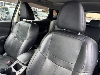 Nissan Qashqai 1.6 dCi Tekna XTRON 2WD Euro 6 (s/s) 5dr