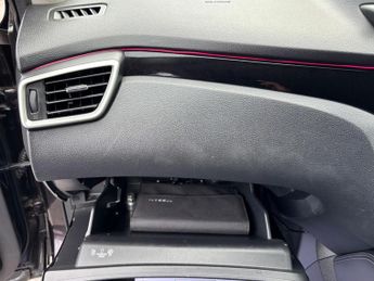 Nissan Qashqai 1.6 dCi Tekna XTRON 2WD Euro 6 (s/s) 5dr