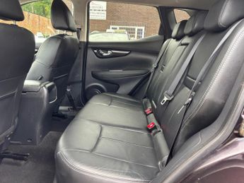 Nissan Qashqai 1.6 dCi Tekna XTRON 2WD Euro 6 (s/s) 5dr