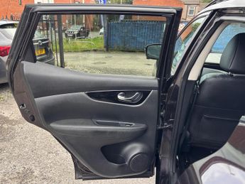 Nissan Qashqai 1.6 dCi Tekna XTRON 2WD Euro 6 (s/s) 5dr
