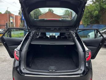 Toyota Corolla 1.8 VVT-h Icon Tech Touring Sports CVT Euro 6 (s/s) 5dr