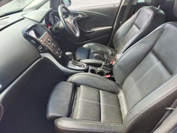 Vauxhall Astra 1.6 16V Elite Sports Tourer Auto Euro 5 5dr