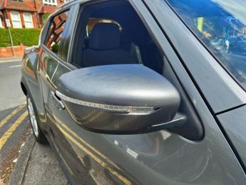 Nissan Juke 1.6 Acenta Premium XTRON Euro 5 5dr