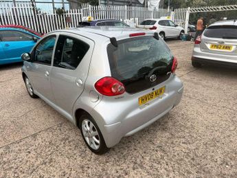 Toyota AYGO 1.0 VVT-i Platinum Euro 4 5dr
