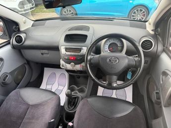 Toyota AYGO 1.0 VVT-i Platinum Euro 4 5dr