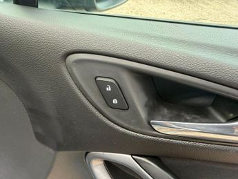 Vauxhall Astra 1.6 CDTi ecoFLEX Design Sports Tourer Euro 6 (s/s) 5dr