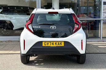 Toyota Aygo X 1.0 VVT-i Pure x-shift Euro 6 (s/s) 5dr