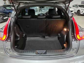 Nissan Juke 1.6 N-Connecta XTRON Euro 6 5dr
