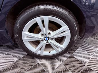 BMW 2 Series Active Tourer 2.0 220d Luxury Auto xDrive Euro 6 (s/s) 5dr