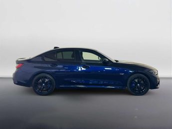 BMW 3 Series 2.0 330e 12kWh M Sport Pro Edition Saloon 4dr Petrol Plug-in Hyb