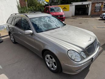 Mercedes-Benz E Class 3.0 E320 CDI Avantgarde G-Tronic 5dr