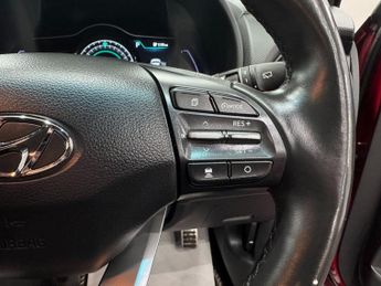 Hyundai KONA 64kWh Premium SE Auto 5dr (7kW Charger)