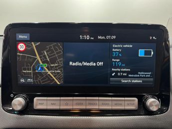Hyundai KONA 64kWh Premium SE Auto 5dr (7kW Charger)