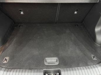 Hyundai KONA 64kWh Premium SE Auto 5dr (7kW Charger)