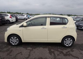 Toyota Yaris 2016 yaris 650cc automatic ulez free