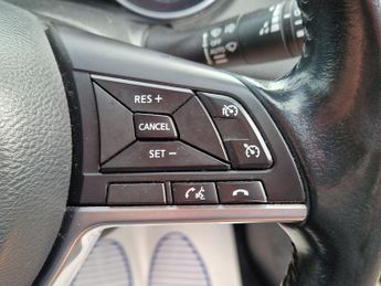 Nissan Qashqai 1.6 dCi Tekna XTRON Euro 6 (s/s) 5dr