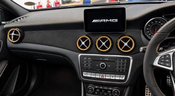 Mercedes-Benz A Class 2.0 A45 AMG Yellow Night Edition SpdS DCT 4MATIC Euro 6 (s/s) 5d