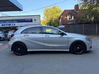 Mercedes-Benz A Class 2.1 A200d AMG Line (Premium) 7G-DCT Euro 6 (s/s) 5dr