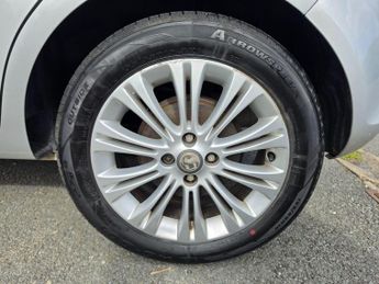 Vauxhall Corsa 1.2 16V SE Euro 5 5dr