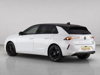 Vauxhall Astra 1.6 12.4kWh GSe Hatchback 5dr Petrol Plug-in Hybrid Auto Euro 6 