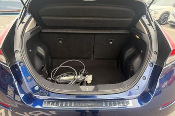 Nissan Leaf 39kWh N-Connecta Auto 5dr