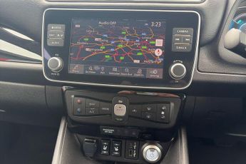 Nissan Leaf 39kWh N-Connecta Auto 5dr