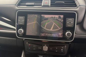 Nissan Leaf 39kWh N-Connecta Auto 5dr