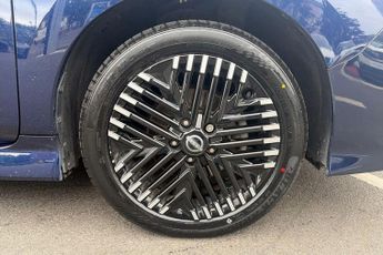 Nissan Leaf 39kWh N-Connecta Auto 5dr