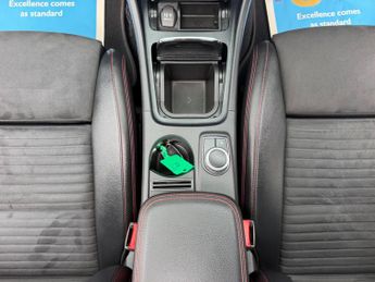 Mercedes-Benz A Class 1.5 A180d AMG Line (Premium Plus) Hatchback 5dr Diesel 7G-DCT Eu
