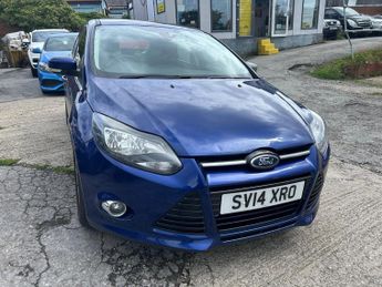 Ford Focus 1.0T EcoBoost Titanium Navigator Euro 5 (s/s) 5dr