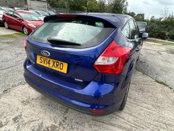 Ford Focus 1.0T EcoBoost Titanium Navigator Euro 5 (s/s) 5dr
