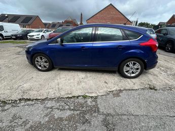 Ford Focus 1.0T EcoBoost Titanium Navigator Euro 5 (s/s) 5dr